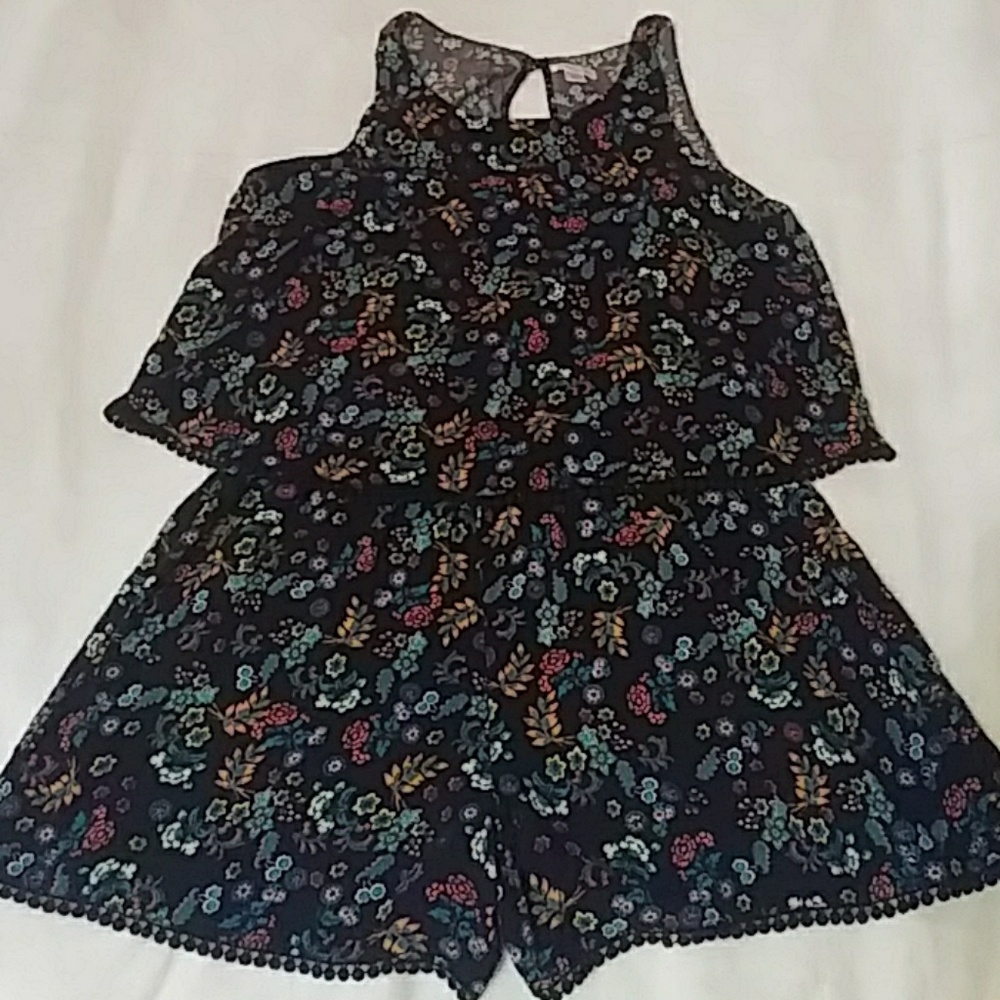 Floral girls Romper
